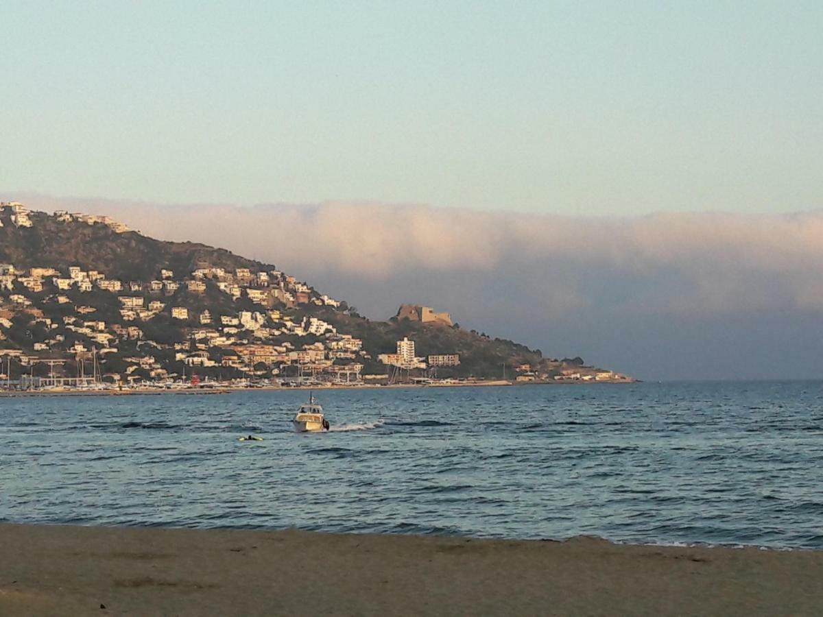 Appartamento Residencia Platja De Roses Esterno foto